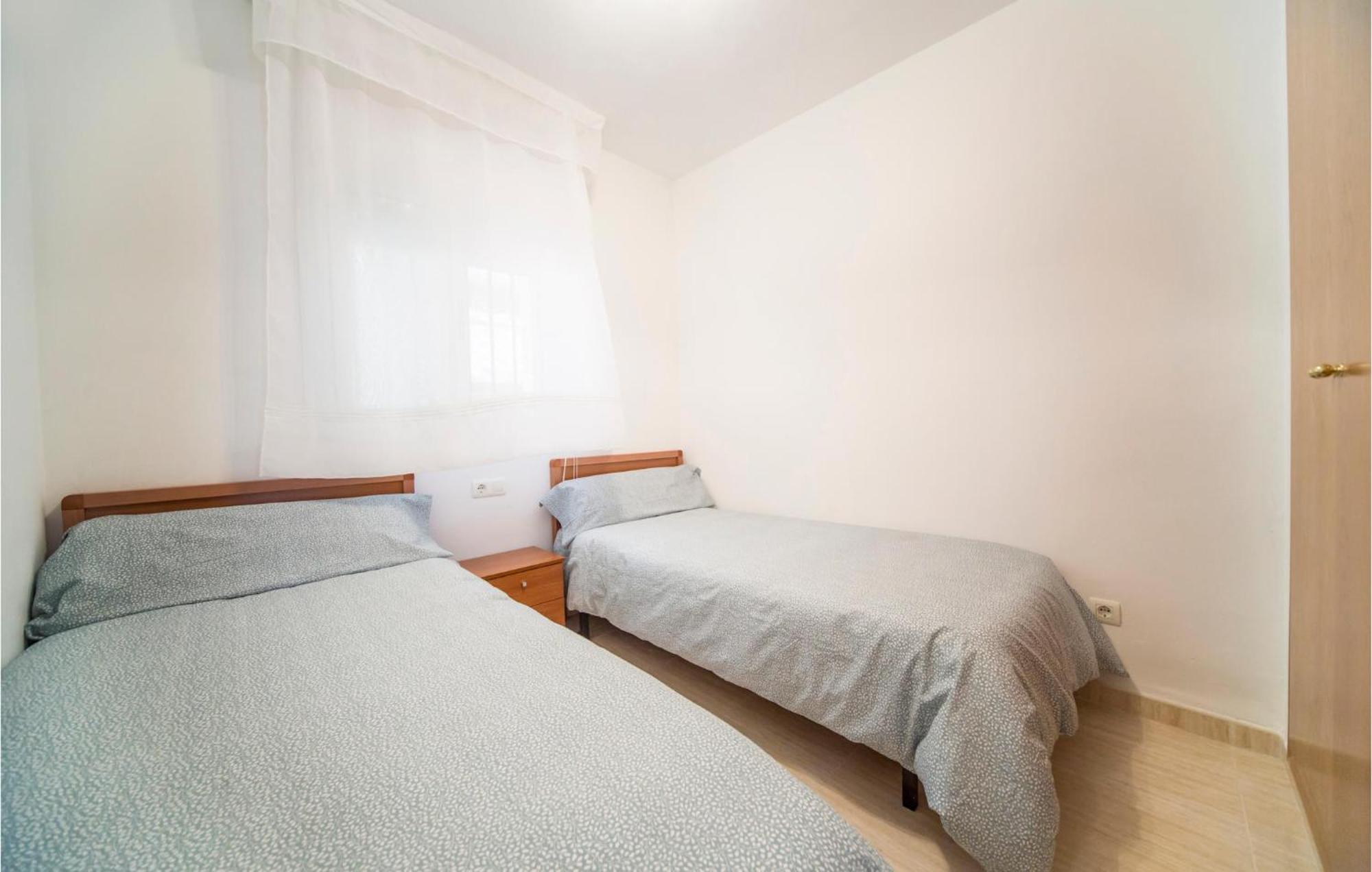Beautiful Apartment In Oropesa Del Mar With Wifi Extérieur photo